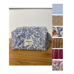 TROUSSE DE TOILETTE